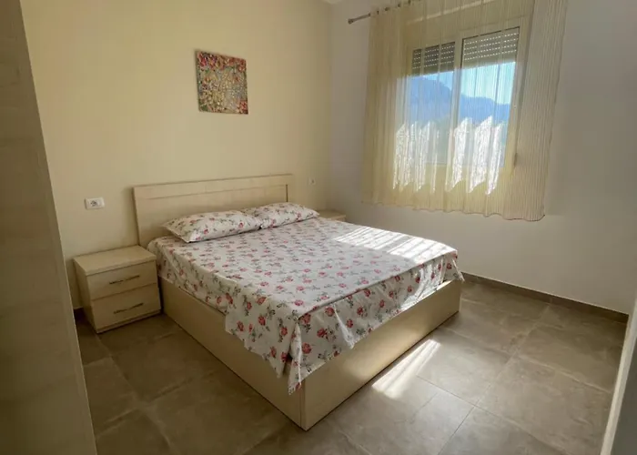 Villa Rei Baks-Rrjoll